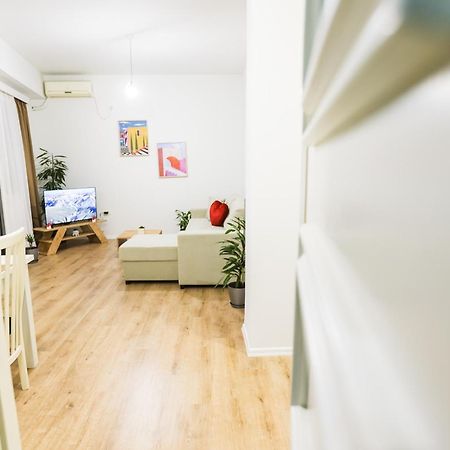 At Bazaar Central Apartment Тирана Экстерьер фото