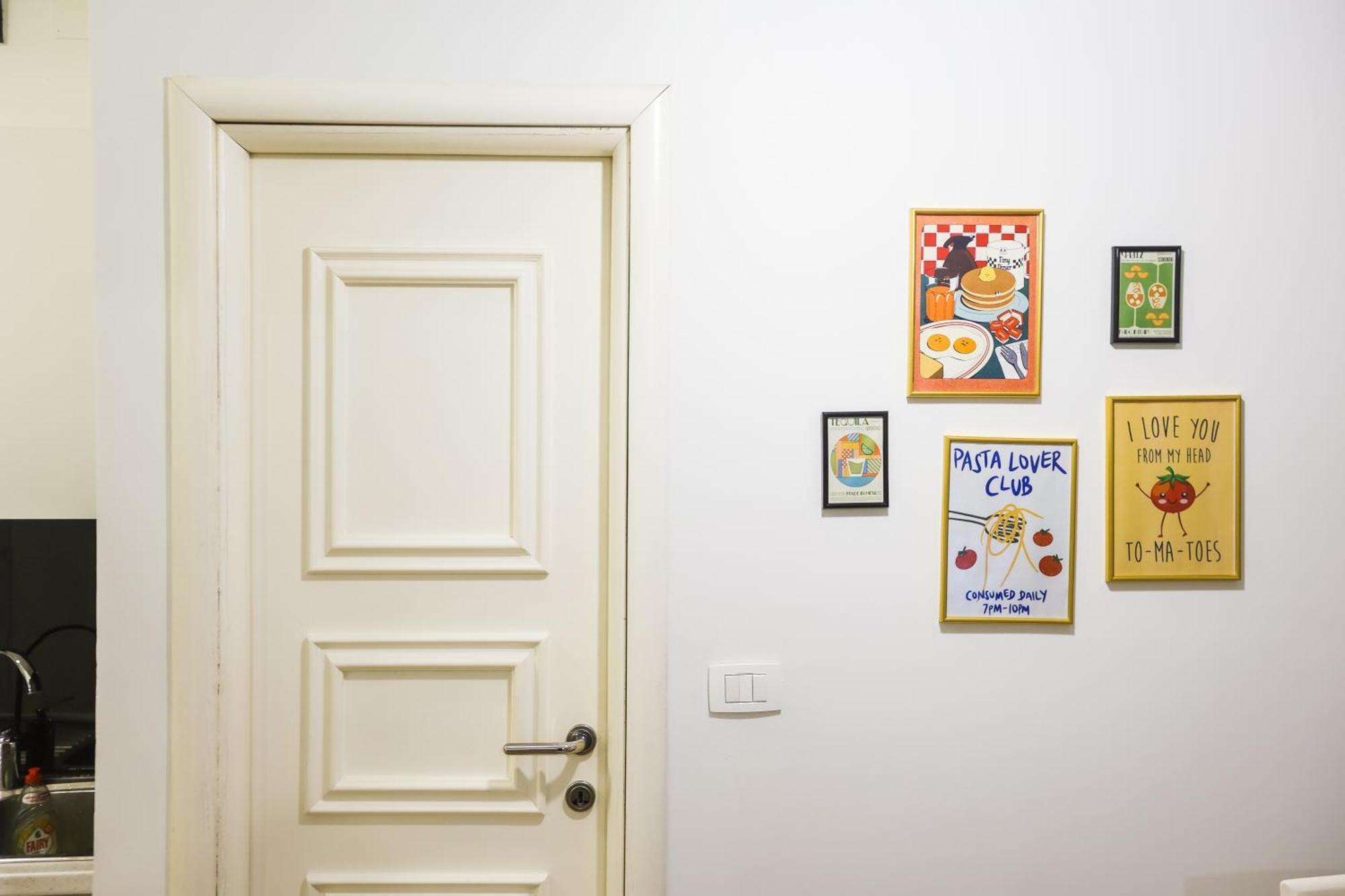 At Bazaar Central Apartment Тирана Экстерьер фото