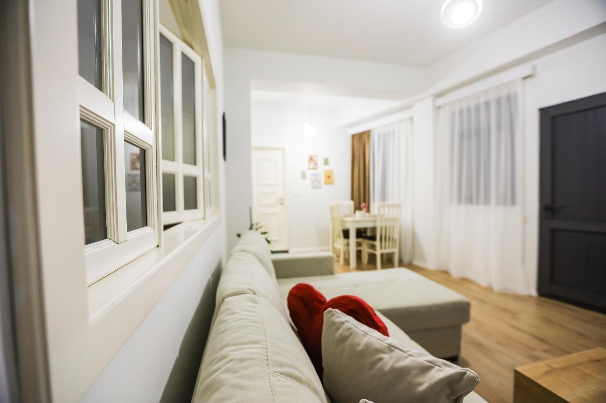 At Bazaar Central Apartment Тирана Экстерьер фото